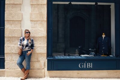 Photoshoot in Syracuse Sicily - Starting at the Temple of Apollo in Ortigia (your first best shot)