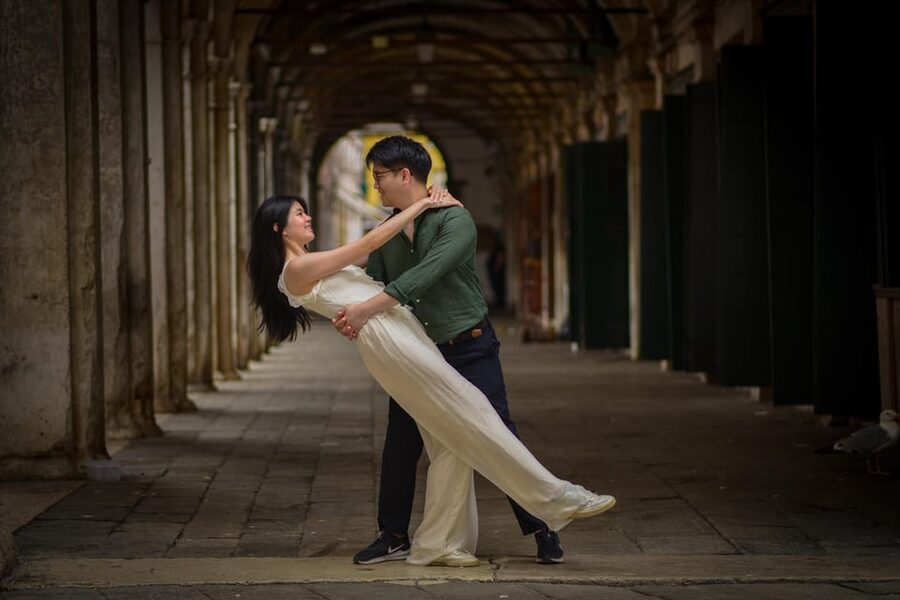 Photoshoot in Venice: Your Story, Our Lens - Book Now! - Destination 3: Campo San Polo area and connected historical streets