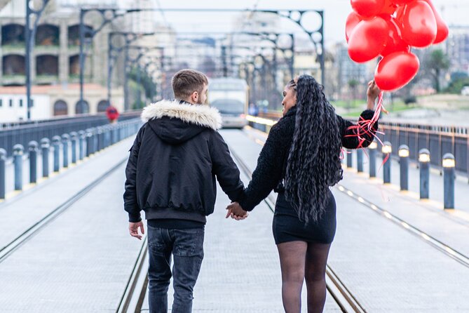 Photoshoot Unforgettable in Porto - Couple or Single - Dom Luís I Bridge Finale: The Iconic Frame That Closes the Set