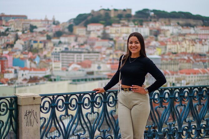 Photoshoot with a Local Professional Photographer in Lisbon - How the session feels: posing help, mini-history moments, and local tips