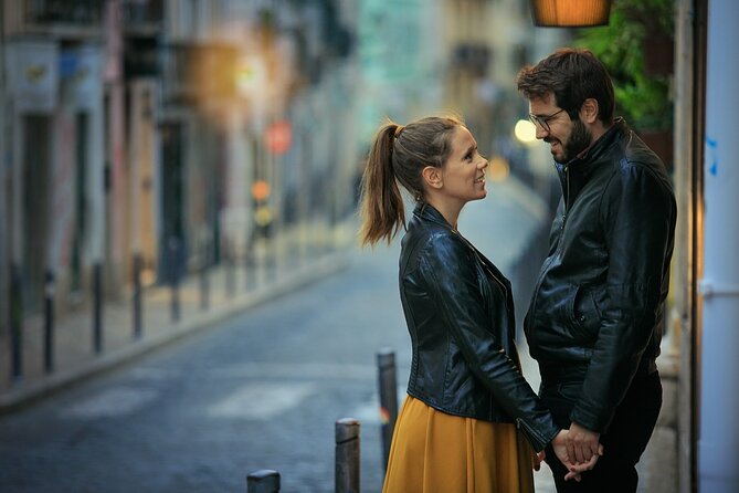 Photoshoot with a professional photographer in Lisbon - A 1-Hour Lisbon Photoshoot That Fits Real Sightseeing Days