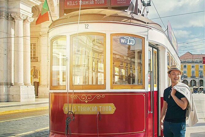 Photoshoot with a professional photographer in Lisbon - What to Expect During Your Session (So You Don’t Feel Rushed)