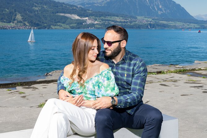 Phototour Private Photoshoot in Interlaken & Lake Brienz and Thun - Beatenberg climb: +500 meters for bigger Bernese Oberland views