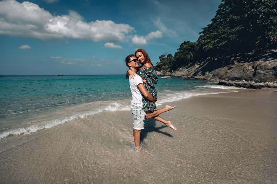 Phuket: couple photoshoot at Surin Beach - FAQ