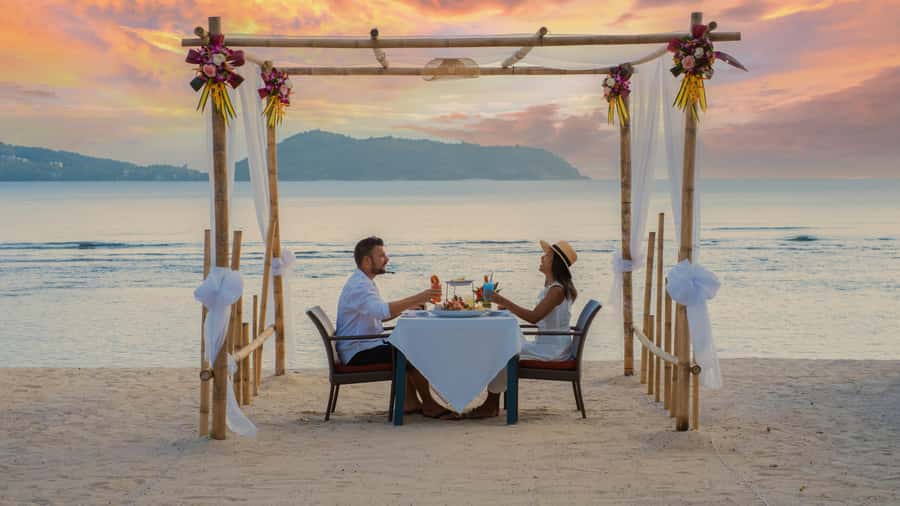 Phuket: Hire a professional photographer at your own resort - Who This Photoshoot Is Best For