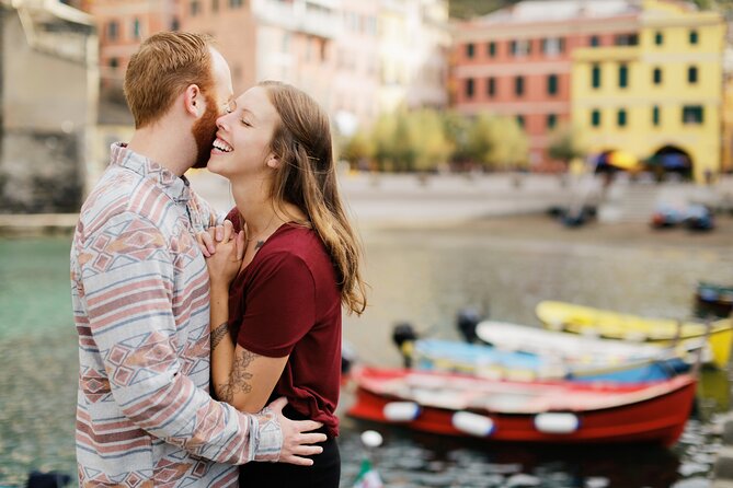 Portraits with a Cinque Terre photographer - Why Crowd-Aware Locations Lead to Better Photos