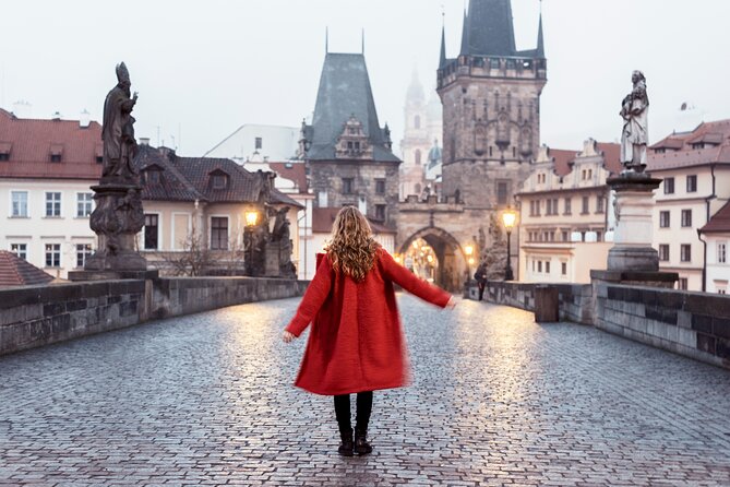 Prague Private Photoshoot - Meeting at Café Márnice in Malá Strana without the stress