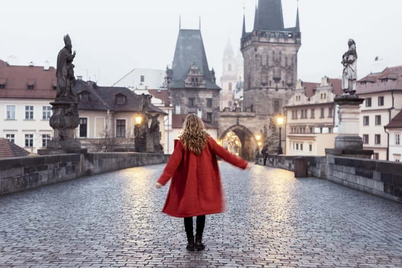 Prague: Private Professional Photoshoot - What the Photographer Actually Does During Your Shoot