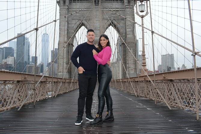 Private Brooklyn Bridge & DUMBO Photoshoot with Pro Photographer - Stop 2: DUMBO Streets, Cobblestones, and Manhattan Skyline Views