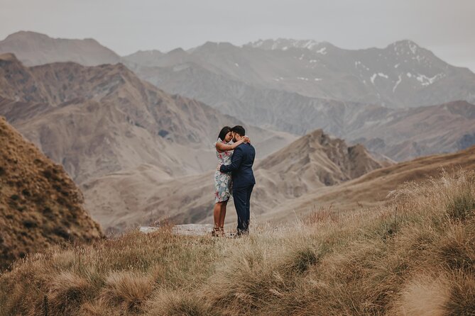 Private Couples Photo Shoot in Queenstown - Air-conditioned transport and smart logistics