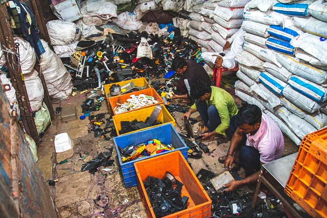 Private Dharavi Slum Photography Tour With Pickup - Why this Dharavi photography tour feels different