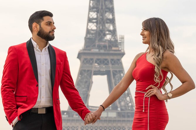 Private Guided Professional Photoshoot by the Eiffel Tower - Make Your Photos Look Like Paris (Before You Even Meet Max)