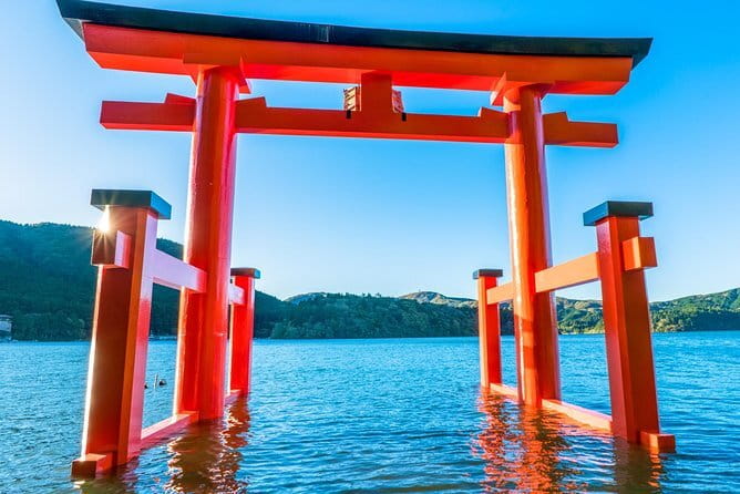 Private Hakone Kimono costume Photo Tour with Hotel Pick-up - Lake Ashinoko: the best views, the best timing, and time to breathe
