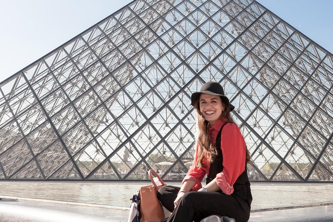 Private Historical Photo Tour in Paris - Stop 5: Île de la Cité for the Historical Center Feeling