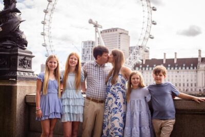 Private landmarks photoshoot for families and couples - Big Ben Plus Red Phone Booth Angles
