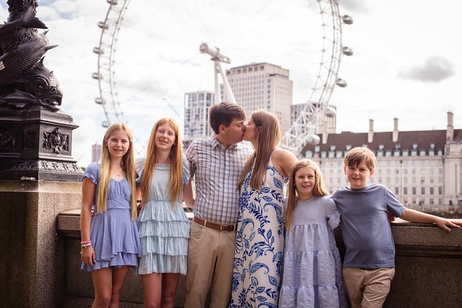 Private landmarks photoshoot for families and couples - Big Ben Plus Red Phone Booth Angles