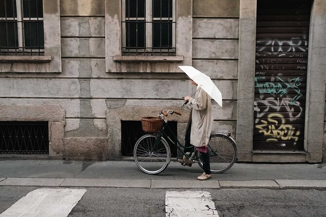 Private Milan Street Photography Walking Tour with an Artist - Stop 3: Ticinese Street Scenes, Murals, and Café Corners