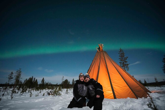 Private Northern Lights photography tour in Rovaniemi - How the chasing works: data, live updates, and 2–3 photo stops