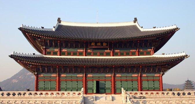 Private Palace Photo Shoot in Seoul with a Photographer - Key highlights you’ll actually notice