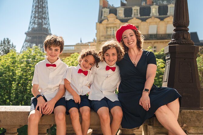 Private Photo Shoot at the Eiffel Tower or Louvre - The 3–4 Eiffel Tower viewpoints you’ll rotate through in an hour