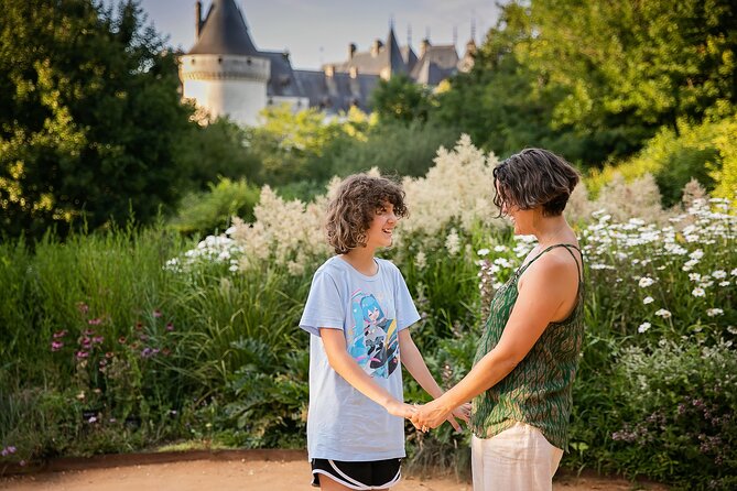 Private Photo Shoot in Amboise - Photo delivery: choose 20 retouched images, then download