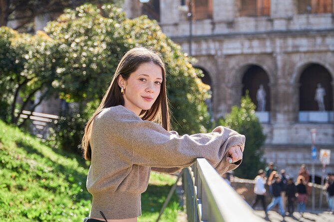 Private photo shoot in central Rome - The posing part: why this shoot is worth it