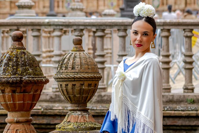 Private Photo Shoot in Seville : Spanish Steps - Why Plaza de España Works So Well for Photos