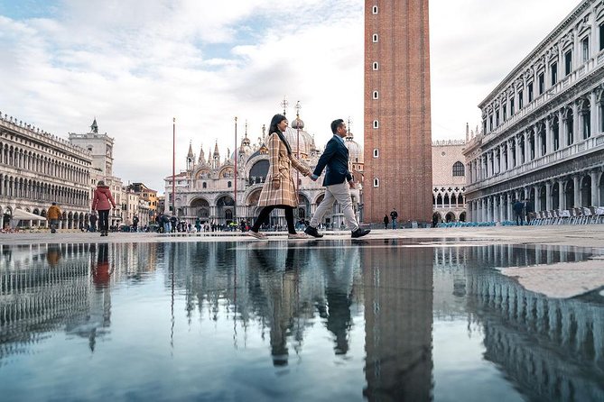 Private Photo Shoot in Venice with Gondola Ride - Pickup in Venice: saving energy so you can enjoy the shoot
