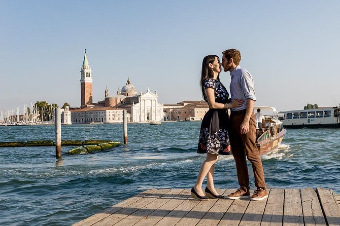 Private Photo Shoot & walking tour - Piazza San Marco: the 15-minute kickoff and how to make it work for photos
