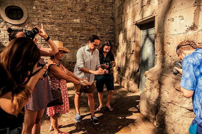 Private Photography Walking Tour with a Local - What to bring, and how to make the most of the two hours