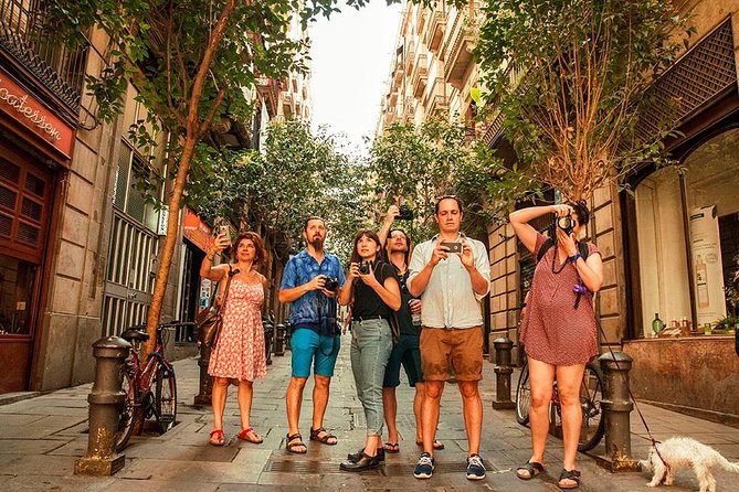 Private Photography Walking Tour with a Local - How the guide teaches photo skills without making it complicated
