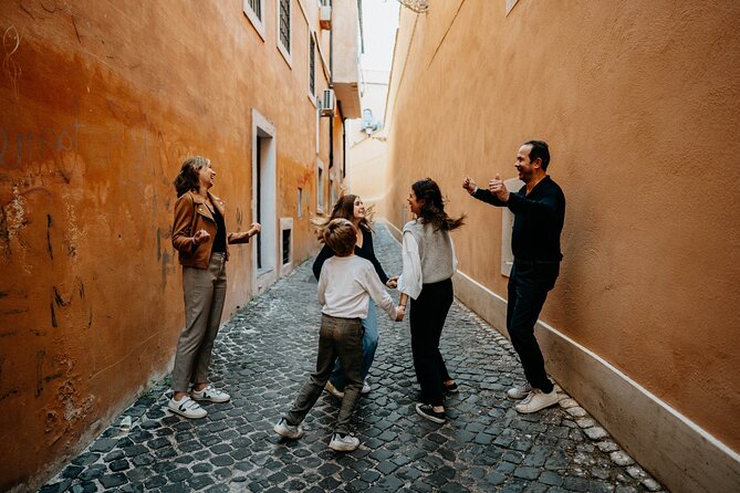 Private Photoshoot Experience in Venice - What you get at the end: edited photos and choices for sharing