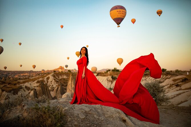 Private Photoshoot in Cappadocia - From Göreme to Cavuşin: churches, caves, and morning texture