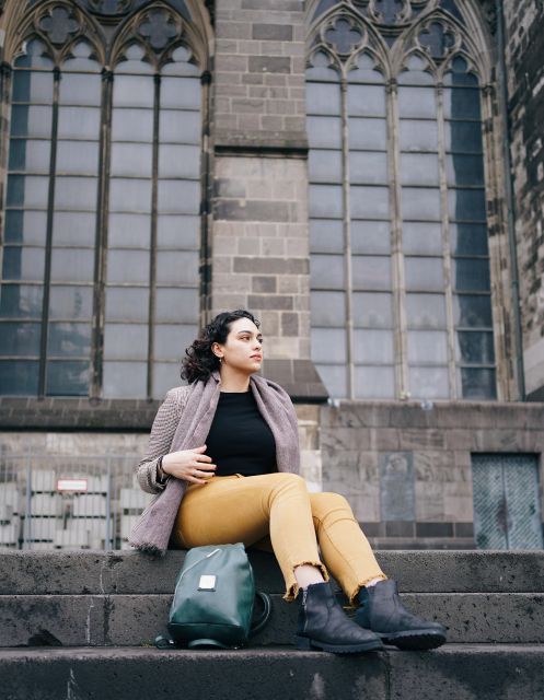 Private photoshoot in Cologne - Hohenzollern Bridge: where the Rhine turns cinematic
