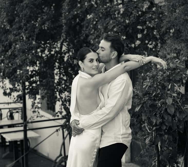 Private photoshoot in Florence by pro photographer - A private Florence photoshoot beats selfies fast