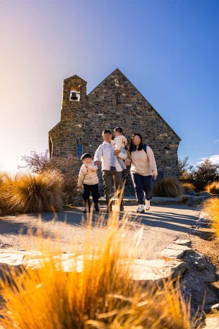 Private Photoshoot in Lake Tekapo - Practical stuff to bring (and wear) for real results