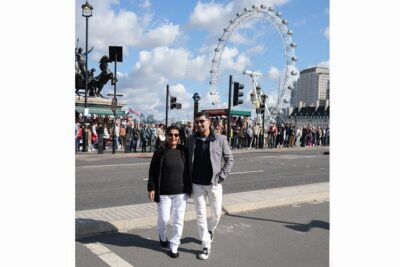 Private Photoshoot in London - Picking your spot: Big Ben, Richmond, the Thames, or Greenwich Park