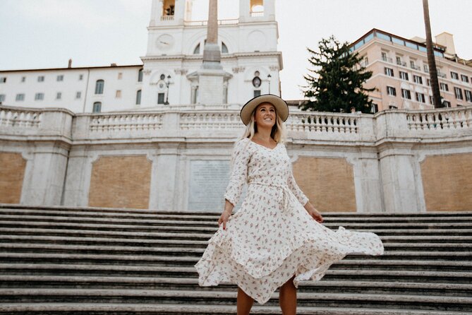 Private PhotoShoot in Rome - Shaggy’s Natural Posing: Romantic Without the Stiff Stuff