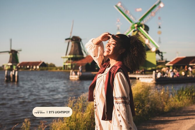 Private Photoshoot in Zaanse Schans with Windmills - Key things to know
