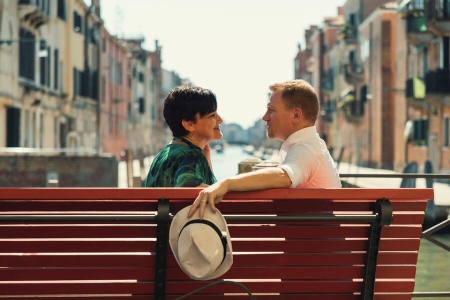Private Photoshoot of Your Gondola Ride in Venice - Practical tips that make your photoshoot smoother