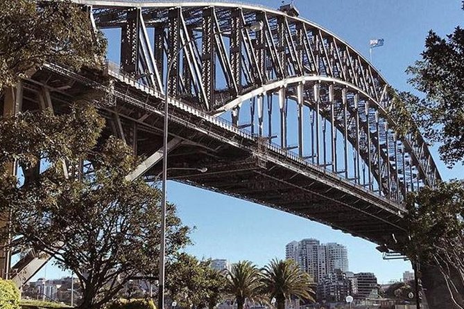 Private Pro Photography- Sydney -price per group of 4 - The posing and timing strategy (so you don’t look like you’re trying too hard)