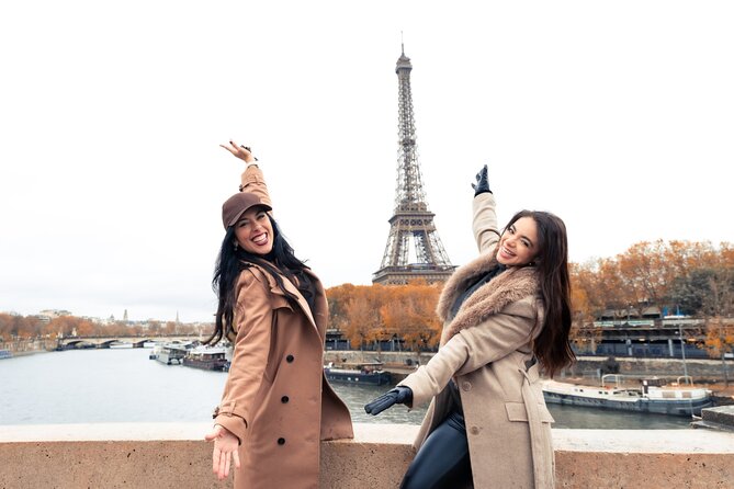 Private Professional Photoshoot near the Eiffel Tower in Paris - Your 20-minute plan: two spots, one smooth flow