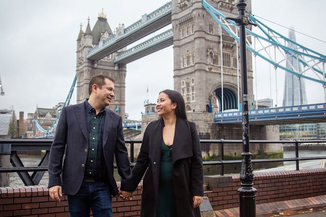 Private Professional Photoshoot Outside Tower Bridge in London - Key Things You’ll Notice Right Away