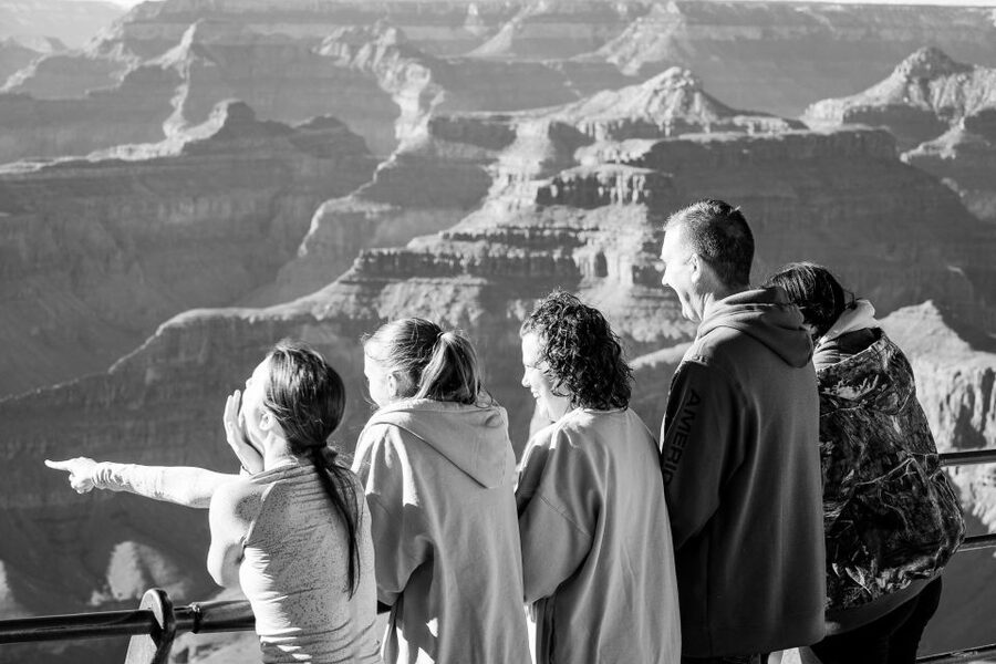 Private Professional Photoshoot Session in Grand Canyon - Extra context: what “undiscovered locations” and “best photo story” really means