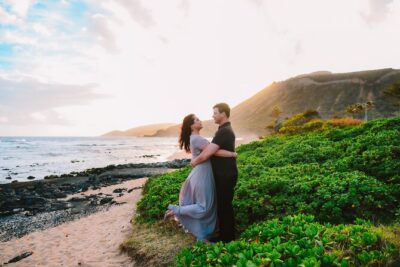 Private Professional Vacation Photoshoot in Honolulu - Who this works for: couples, families, and proposal planning