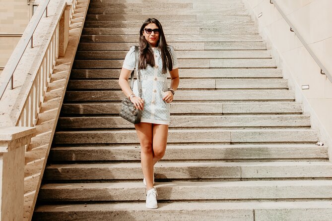 Private Professional Vacation Photoshoot in Vienna - Posing and guidance: what you’ll likely feel during the shoot
