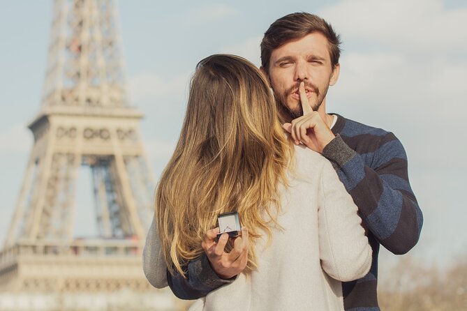 Private Proposal Photoshoot in Paris - Meeting at Trocadéro: The Practical Start Line for Eiffel Tower Photos