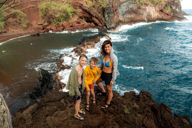 Private Road To Hana Tour with Professional Photos Included - Lunch is on you, but the plan uses food trucks