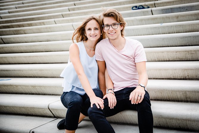 Private Romantic Urban & Street Photoshoot - The posing instruction is the real secret sauce