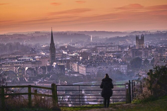 Private Smartphone photography Walking Tour Around Bath - Stop 1: Royal Crescent Viewpoints (15 Minutes)